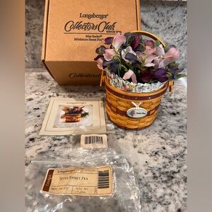 Longaberger Collectors Club May Series Miniature Sweet Pea Basket